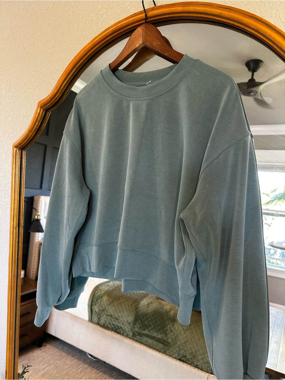 Lululemon Washed Sage Crewneck Women's Softstream Sweatshirt